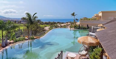 Royal River Luxury Hotel