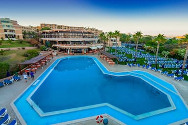 Auramar Beach Resort